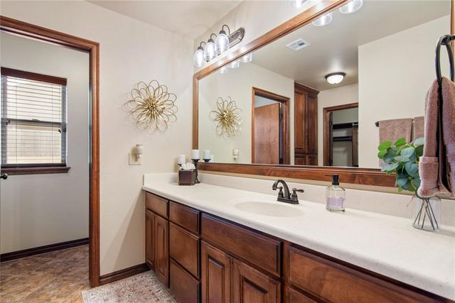 14424 Caledonia Way, Oklahoma City, OK 73142