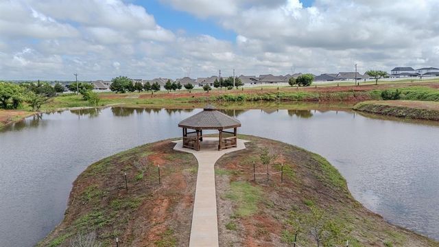 14424 Caledonia Way, Oklahoma City, OK 73142