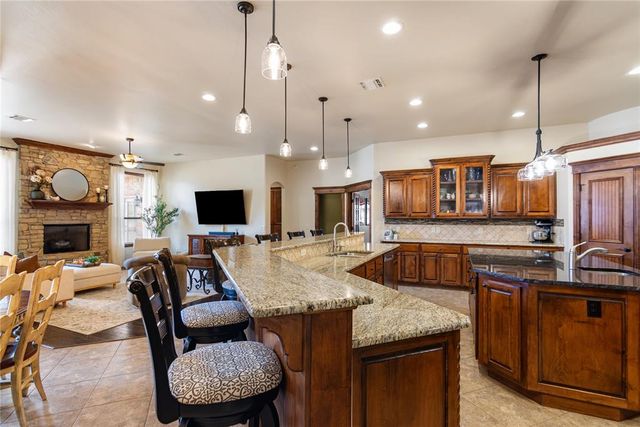 14424 Caledonia Way, Oklahoma City, OK 73142