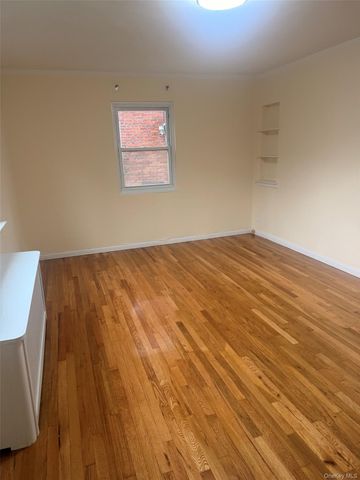76-41 170th Street, Fresh Meadows, NY 11366