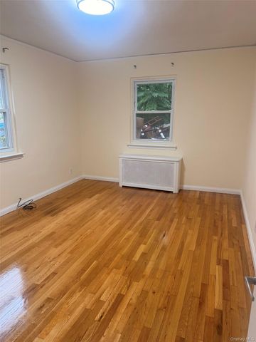 76-41 170th Street, Fresh Meadows, NY 11366