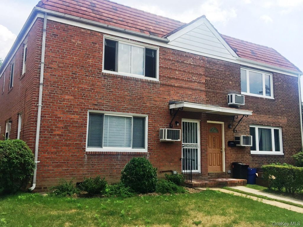 76-41 170th Street, Fresh Meadows, NY 11366