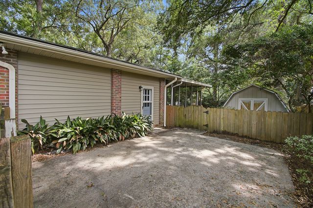 114 Live Oak Road, Summerville, SC 29485