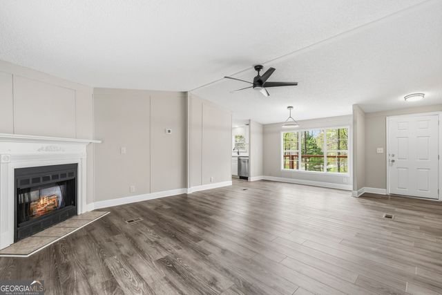 279 Possum Point Drive, Eatonton, GA 31024