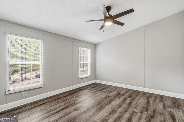 279 Possum Point Drive, Eatonton, GA 31024