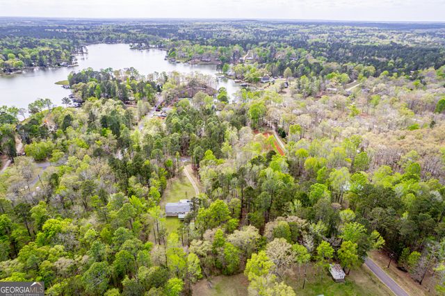 279 Possum Point Drive, Eatonton, GA 31024