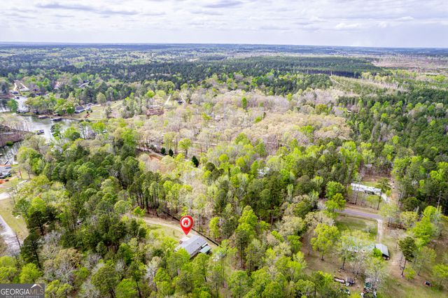 279 Possum Point Drive, Eatonton, GA 31024