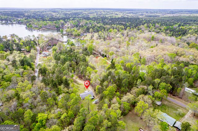 279 Possum Point Drive, Eatonton, GA 31024