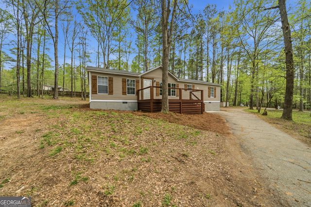 279 Possum Point Drive, Eatonton, GA 31024