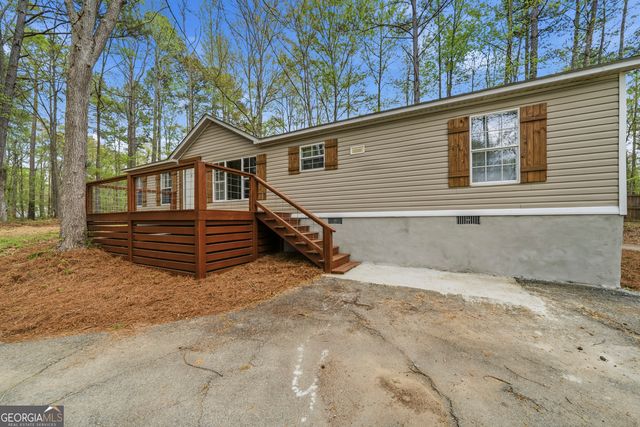279 Possum Point Drive, Eatonton, GA 31024