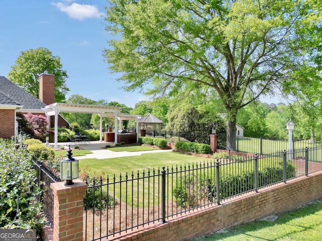 39 Gabrielle Court, Stockbridge, GA 30281