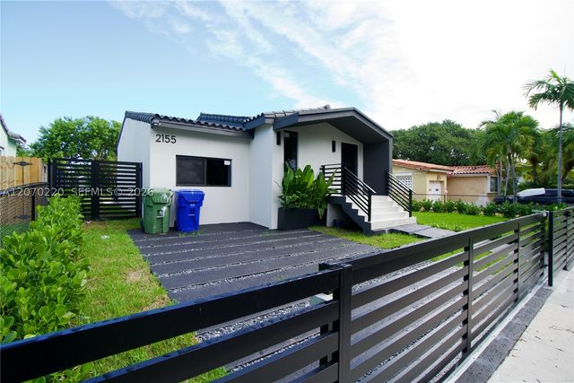 2155 SW 25th Ter, Miami, FL 33133