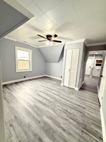 2302 N Central Park Avenue, Chicago, IL 60647