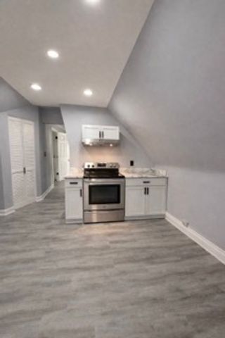 2302 N Central Park Avenue, Chicago, IL 60647