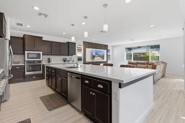 4676 Ian Ln, Tracy, CA 95377