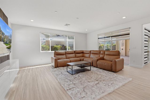 4676 Ian Ln, Tracy, CA 95377