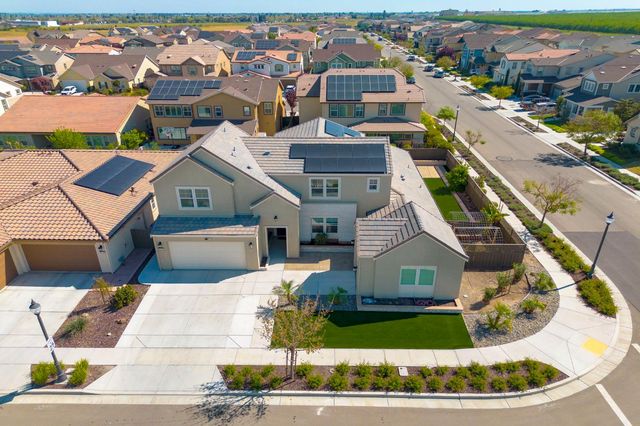 4676 Ian Ln, Tracy, CA 95377