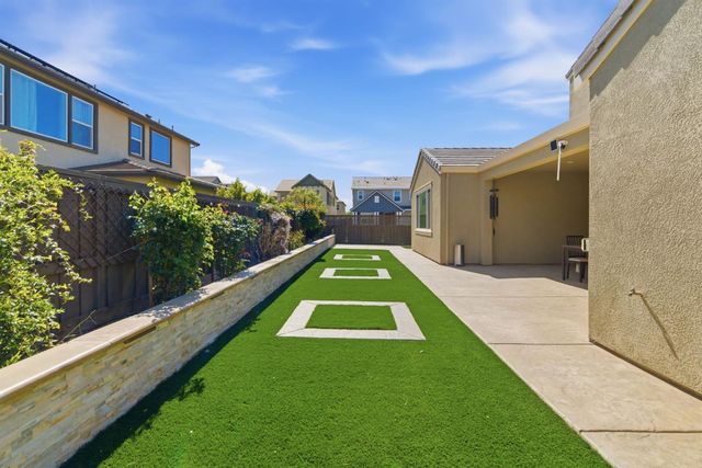 4676 Ian Ln, Tracy, CA 95377