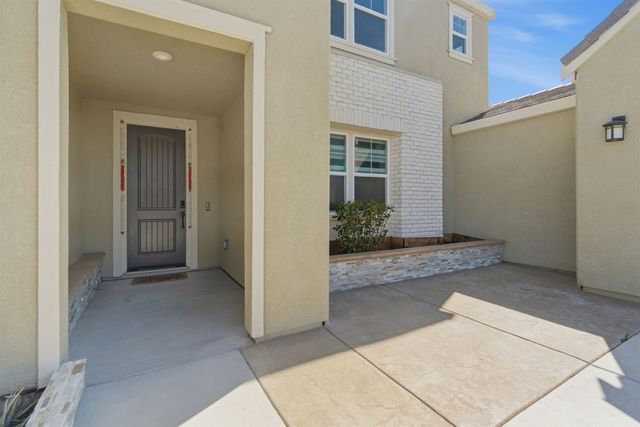 4676 Ian Ln, Tracy, CA 95377