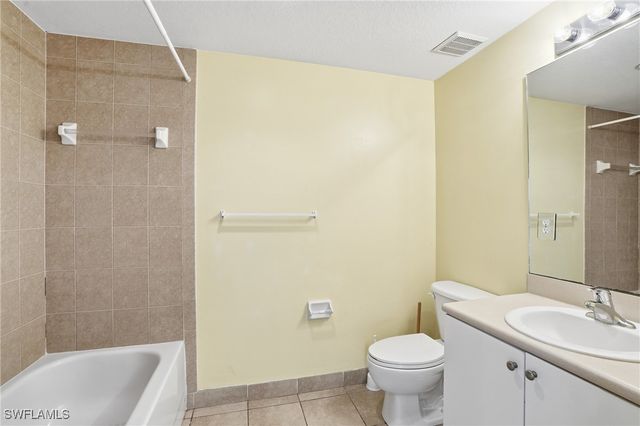 8313 Bernwood Cove LOOP 1201, Fort Myers, FL 33966