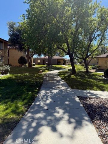 42935 15th 11, Lancaster, CA 93534