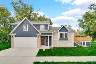 18462 Dixie Highway, Homewood, IL 60430