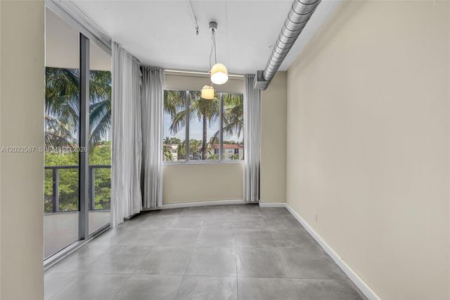 3029 NE 188th St 301, Aventura, FL 33180