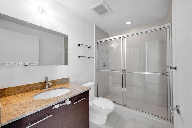 3029 NE 188th St 301, Aventura, FL 33180