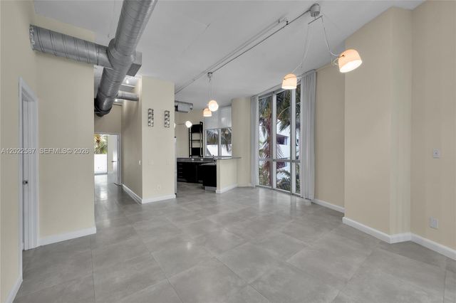 3029 NE 188th St 301, Aventura, FL 33180
