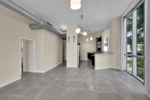 3029 NE 188th St 301, Aventura, FL 33180