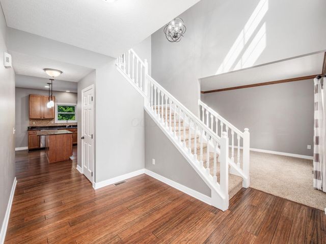 7777 Marrisey Loop, Galena, OH 43021