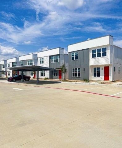 13588 Ella Boulevard 702, Houston, TX 77067