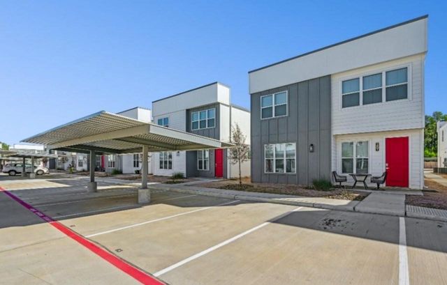 13588 Ella Boulevard 702, Houston, TX 77067