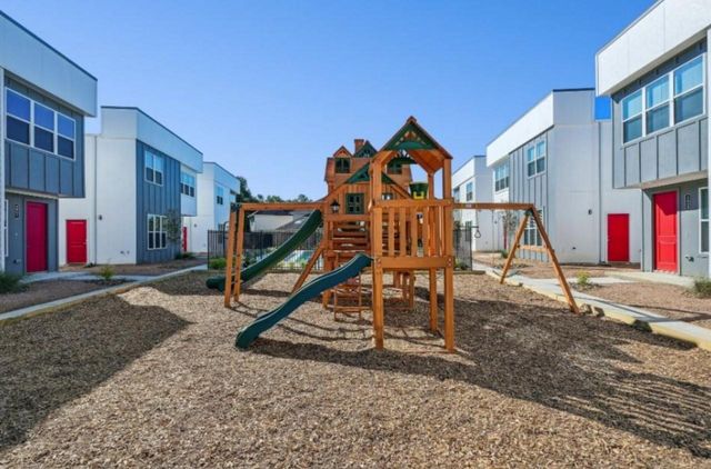13588 Ella Boulevard 702, Houston, TX 77067
