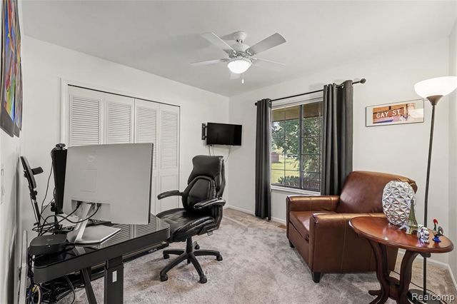 412 Meadow Bridge Drive, Rochester Hills, MI 48307