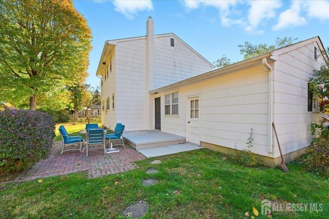 35 Brooktree Road, East Windsor, NJ 08520