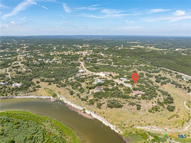 1147 Mission Way, Canyon Lake, TX 78133