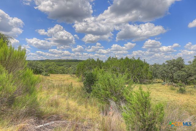 1147 Mission Way, Canyon Lake, TX 78133