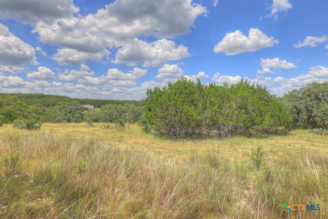 1147 Mission Way, Canyon Lake, TX 78133