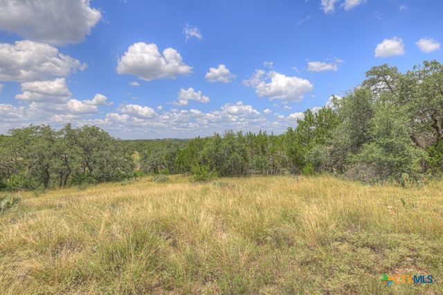 1147 Mission Way, Canyon Lake, TX 78133