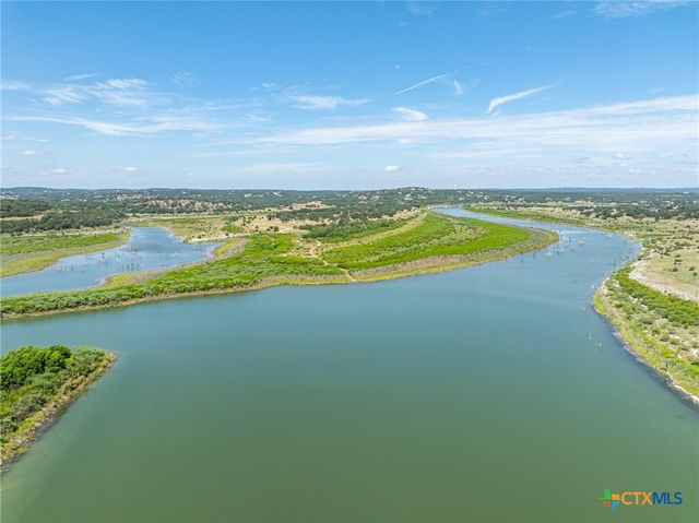 1147 Mission Way, Canyon Lake, TX 78133
