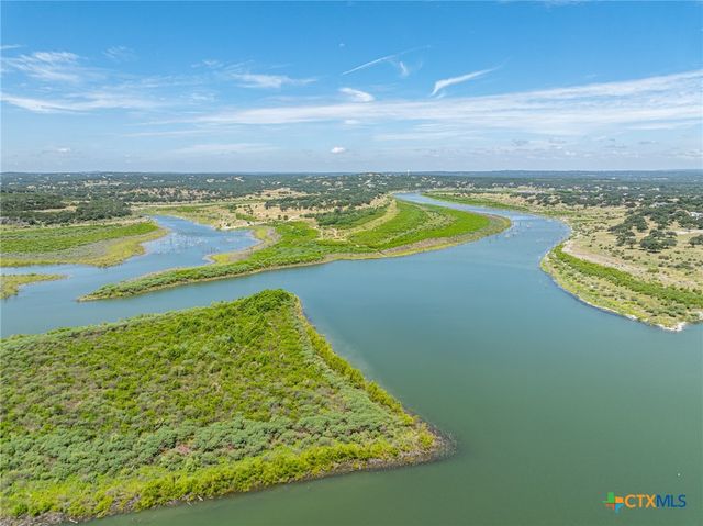 1147 Mission Way, Canyon Lake, TX 78133