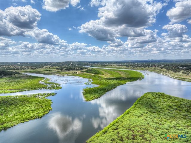 1147 Mission Way, Canyon Lake, TX 78133