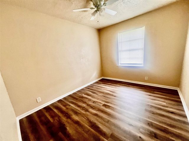 631 Roper Street, Houston, TX 77034