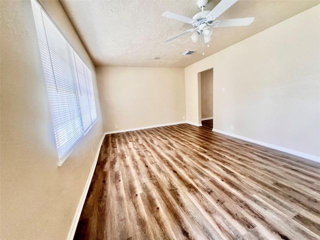 631 Roper Street, Houston, TX 77034