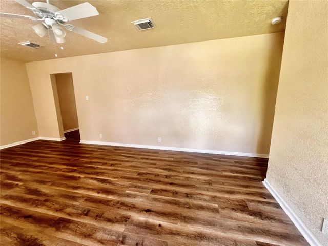 631 Roper Street, Houston, TX 77034