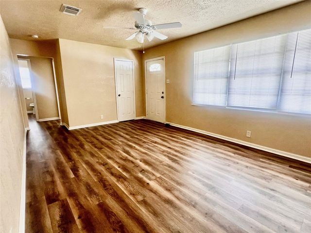 631 Roper Street, Houston, TX 77034