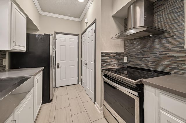 4024 Breakwood Drive, Houston, TX 77025