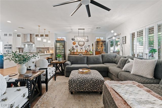 2116 Clearwater Lake Drive, Henderson, NV 89044