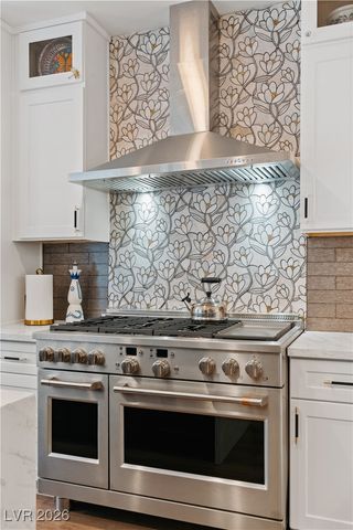 2116 Clearwater Lake Drive, Henderson, NV 89044